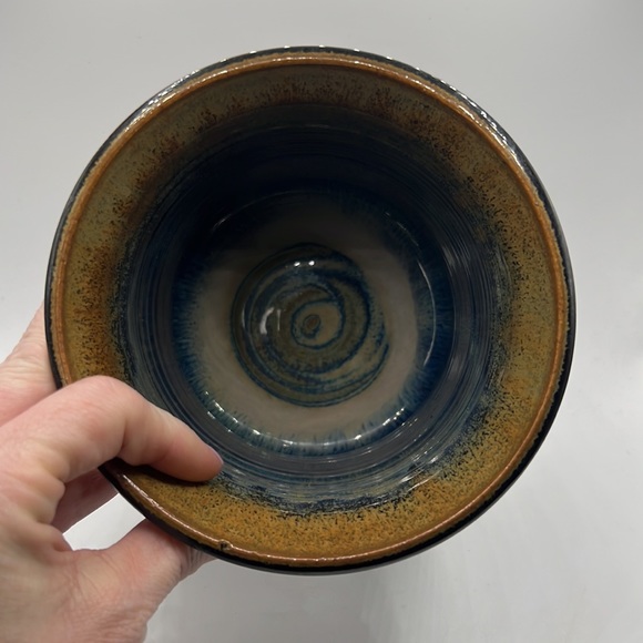 Handmade Pottery Utensil Holder - Picture 5 of 5